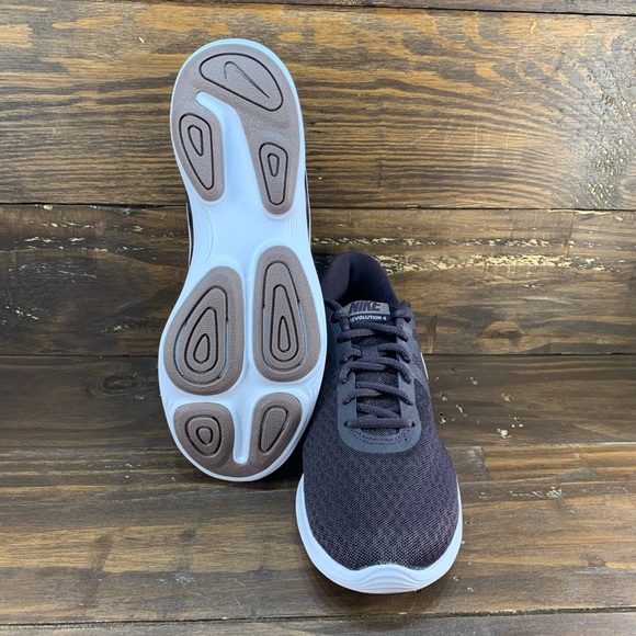 NIKE REVOLUTION 4 WOMENS SHOES - Picture 5 of 10